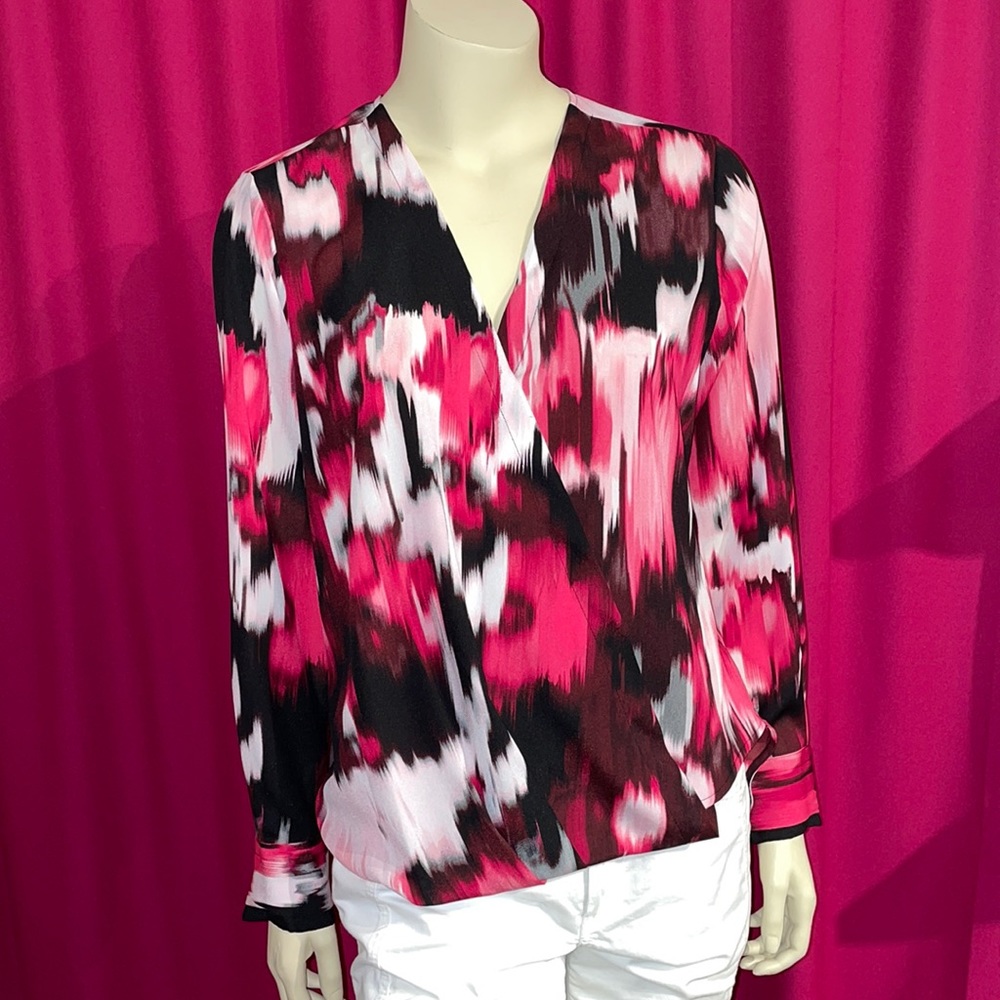 NWT DKNY Blouse